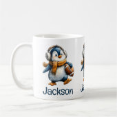 Personalisierter Winter-Pinguin-Fußball-Junior Kaffeetasse (Links)