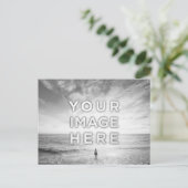 Personalisiertes 2-Foto-Schwarzweiß Postkarte (Stehend Vorderseite)