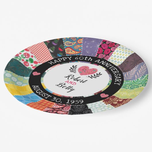 Personalisiertes 60-jähriges Jubiläum, Patchwork Q Pappteller (Schrägansicht)
