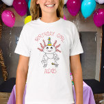Personalisiertes Axolotl Themed Birthday Girl T-Shirt<br><div class="desc">Niedliches axolotl Thema personalisiert Geburtstagskind Shirt. Rosa,  gelbe und blaue axolotl mit einem Geburtstag eines Mädchens,  das Shirt des Geburtstags des Mädchens.</div>