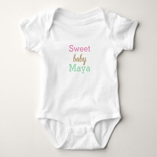 PERSONALISIERTES BABY BABY STRAMPLER (Vorderseite)