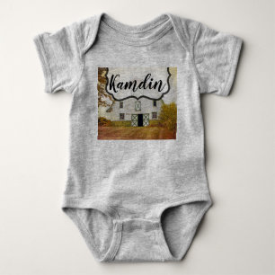 Personalisiertes Baby-Body Sunset Barn Landhaussti Baby Strampler