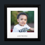 Personalisiertes Baby-Foto Erinnerungskiste<br><div class="desc">Ein personalisierter,  süß lackierter Sake-Kasten aus Foto. Ersetzen Sie dieses Foto durch Ihr eigenes Lieblings-Foto.</div>