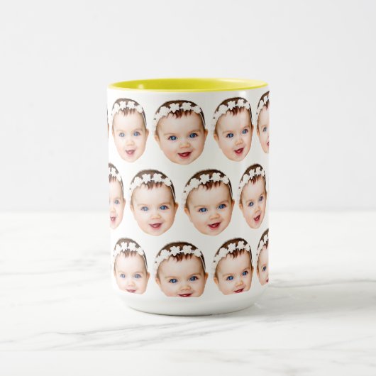Personalisiertes Baby Gesicht Vater's Day Funny Ge Tasse (Zentrum)