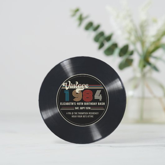 Personalisiertes beliebiges Vintages Foto Geburtst Einladung (Stehend Vorderseite)