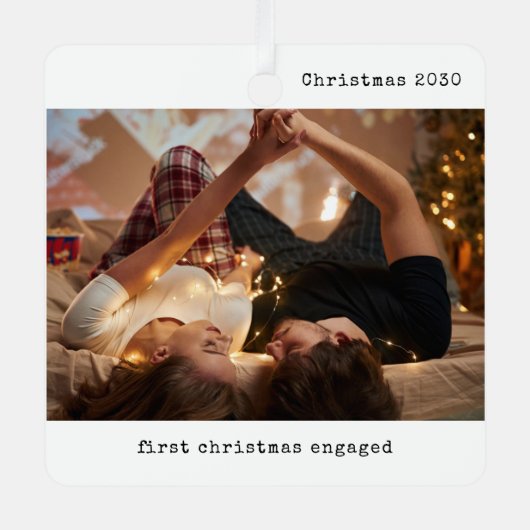 Personalisiertes Bild Unser erstes Weihnachtsfest Ornament Aus Metall (Vorderseite)