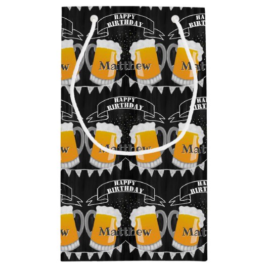 Personalisiertes Birthday Chalkboard Bierglas Kleine Geschenktüte (Rückseite)