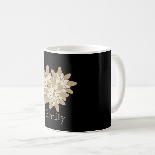 Personalisiertes Black Gold Daisy Blume Design Kaffeetasse (VorderseiteRechts)