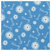 Personalisiertes blau-weißes Gänseblümchen-Namen-M Stoff (Nahaufnahme)