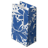 Personalisiertes Blumendesign Blue Color-Geschenkb Kleine Geschenktüte (Rückseite Schrägansicht)