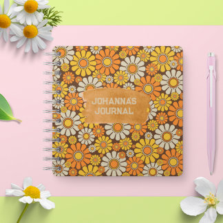 Personalisiertes Blumenkraft-Daisy-Blumenmuster im Notizblock