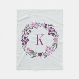 Personalisiertes Blumenwreath-u. Monogramm-lila Fleecedecke