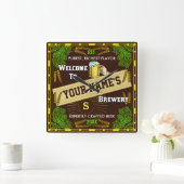 Personalisiertes Brauerei-Willkommen: Quadratische Wanduhr (Zuhause)