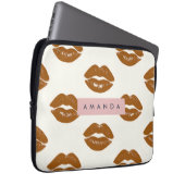 Personalisiertes Chic Brown Lip Print Design Laptopschutzhülle (Vorne Rechts)