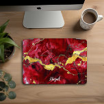 Personalisiertes Design aus Rot- und Goldmarmor, iPad Pro Cover<br><div class="desc">Das Personalisierte iPad Pro Cover ist mit seinem edlen,  goldfarbenen und roten Marmor-Textur-Design ausgestattet</div>
