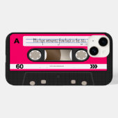 Personalisiertes, dunkelrosafarbenes Retro-Kassett Case-Mate iPhone Hülle (Rückseite (Horizontal))