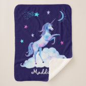 Personalisiertes Einhorn auf Wolken Sherpa Snuggy Sherpadecke (Vorderseite)