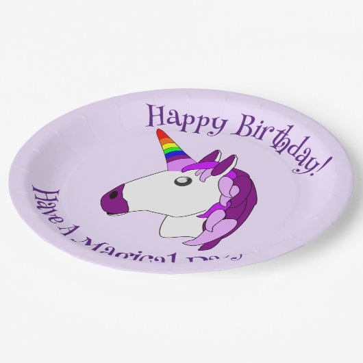 Personalisiertes Einhorndesign Pappteller (Schrägansicht)