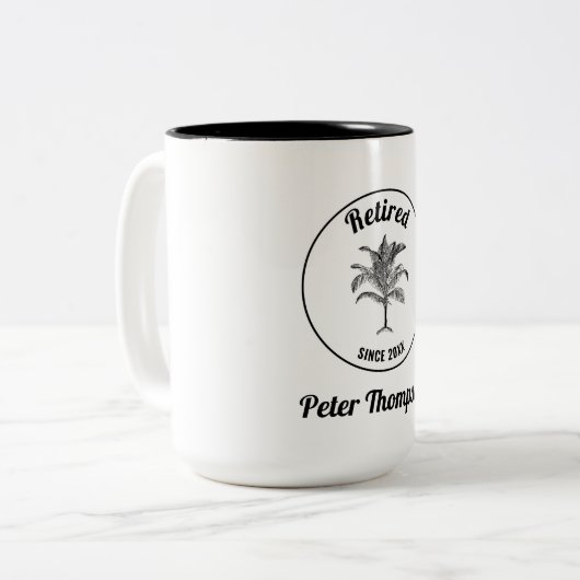 Personalisiertes einmaliges Rentengeschenk Zweifarbige Tasse (Vorderseite Links)