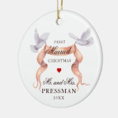 Personalisiertes erstes Verheiratetes Weihnachtspa Keramik Ornament (Links)