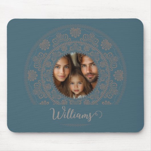 Personalisiertes Familienportrait Gold Rokoko Mand Mousepad (Vorne)