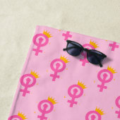 Personalisiertes Feministenrosa Strandtuch (Beispiel)
