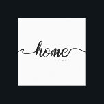 Personalisiertes festes Jahr | ZUHAUSE Leinwanddruck<br><div class="desc">An das Jahr, in dem Sie Ihre erste Zuhause besuchen, sollten Sie sich erinnern. Dieses moderne Schwarz-Weiß-Design besticht durch einen eleganten Script-Schriftart mit langen Schwanz-Swashes. Personalisieren Sie das für Ihre Wohngestaltung festgelegte Jahr.</div>