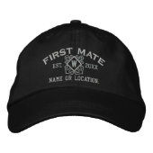 Personalisiertes First Mate Nautical Monogram & mo Bestickte Kappe (Vorderseite)