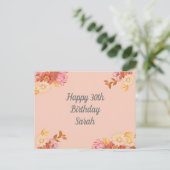 Personalisiertes florales Happy Birthday Postkarte (Stehend Vorderseite)