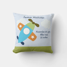 Personalisiertes Flugzeug, das den Flug um Himmels Kissen