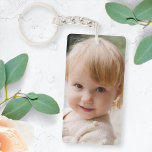 Personalisiertes Foto | Adorable Family 2 Picture Schlüsselanhänger<br><div class="desc">Individuelles Foto entwerfen Sie Ihre eigene Vorlage, um 2 Ihrer Lieblingsfotos Ihres Babys, Ihrer Kinder, Ihrer Familie, Ihrer Freunde oder Haustiere zu enthalten! Eine leicht zu personalisierende Vorlage, um ein eigenes Design mit Ihren Bildern zu machen. Das perfekte Geschenk für einen geliebten! Die dargestellten Bilder dienen nur zur Veranschaulichung, um...</div>