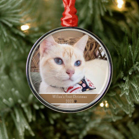 Personalisiertes Foto Cat's First Christmas Ornament Aus Metall (Baum)