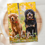 Personalisiertes Foto Moderne Kinderhochzeit Save The Date<br><div class="desc">Lass deine besten Hunde oder Hund und Katze verkünden deine Hochzeit mit diesem super niedlichen 'Save the Date ~ Unsere Menschen werden verheiratet' Haustier Hund speichern Sie die Datumskarten. Passen Sie Ihre Wünsche mit Ihrem bevorzugten Foto an und personalisieren Sie Ihre Wünsche mit Namen, Datum und Ort der Hochzeit. Diese...</div>