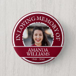 Personalisiertes Foto Modernes Denkmal Burgund Button<br><div class="desc">Erstellen Sie Ihre eigene Personalisierte Foto Modern Memorial Burgundy-Taste, die perfekte Möglichkeit, um die Erinnerung an Ihre Lieben zu gedenken. Dieser schöne Knopf zeichnet sich durch ein zeitgenössisches Design aus, mit einem bordeauxroten Hintergrund, der jedem Foto Ihrer Wahl eine Touch Eleganz verleiht. Sie können ein Lieblingsbild der Person wählen, an...</div>