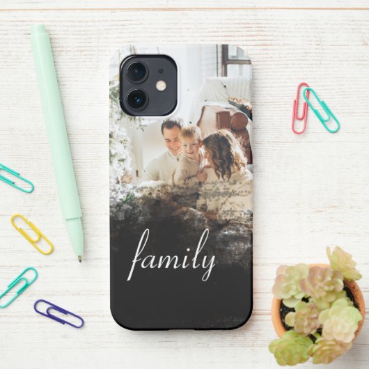 Personalisiertes Foto Schwarz Abstrakt iPhone Hülle (Auf dem Schreibtisch)