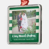 Personalisiertes Foto Sehr Verheiratet Weihnachten Silbernes Ornament (Links)