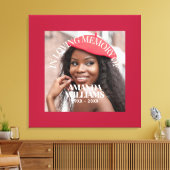 Personalisiertes Foto und Text-Memorial rot Leinwanddruck (Insitu (Wohnzimmer))