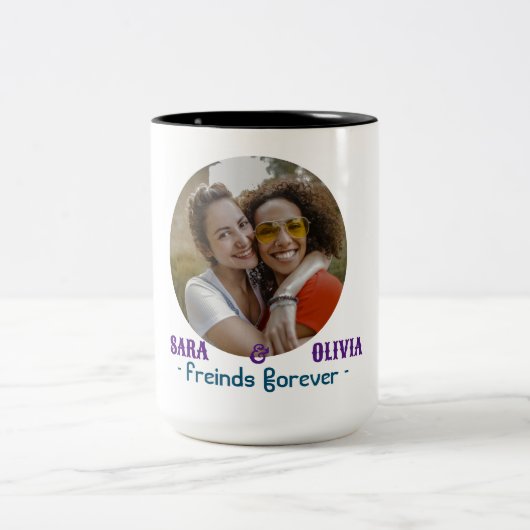 PERSONALISIERTES FOTO UNI FREUNDE FÜR GIFT ZWEIFARBIGE TASSE (Mittel)
