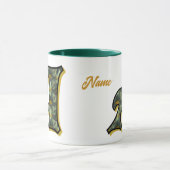 Personalisiertes Gänseblümchen-Monogramm Initiale  Tasse (Zentrum)
