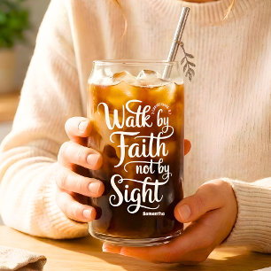 Personalisiertes 'Gehe im Glauben' Glas für christ