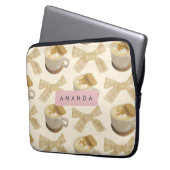 Personalisiertes, gemütliches Latte & Gingham Bow Laptopschutzhülle (Vorderseite Links)