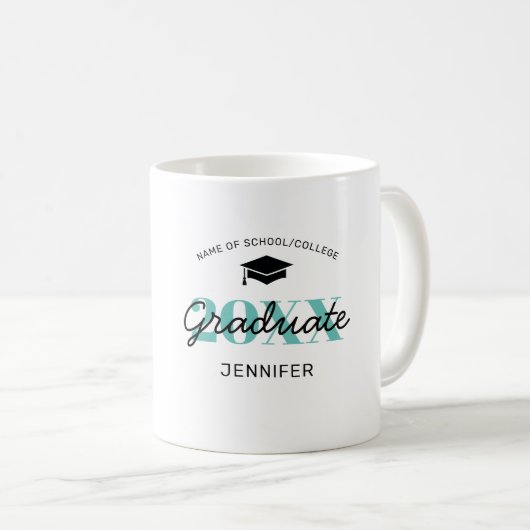 Personalisiertes Geschenk 2025 für Hochschulabsolv Kaffeetasse (VorderseiteRechts)