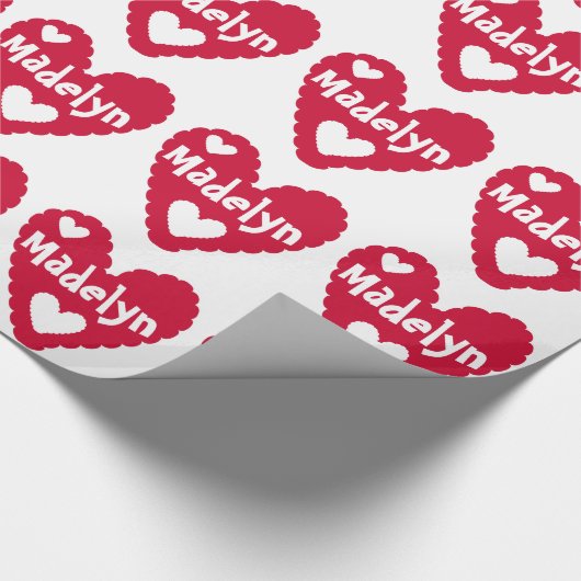 Personalisiertes Geschenkpapier mit rotem Herzen (Ecke)