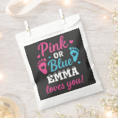 Personalisiertes Geschlecht zeigt rosa oder blaues Geschenktütchen (Ausgeschnitten)