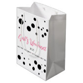 Personalisiertes Girl's Weekend Pink Dotted Mittlere Geschenktüte (Rückseite Schrägansicht)