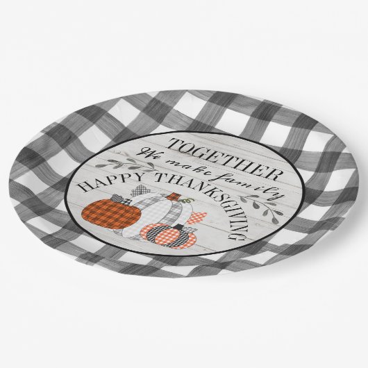 Personalisiertes glückliches Erntedanken Weinpapie Pappteller (Schrägansicht)