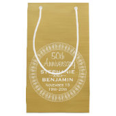 personalisiertes Gold zum 50. Hochzeitstag Kleine Geschenktüte (Vorderseite)