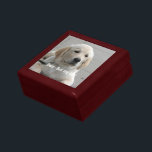 Personalisiertes Golden Retriever Hund Foto und Na Schmuckschachtel<br><div class="desc">Personalisieren Sie diesen Golden Retriever Dog-Sake mit dem Foto und dem Namen Ihres Hundes oder Welpenhundes (oder dem Foto/Namen eines anderen Haustiers oder einer Person). Im Text steht "Bester Hund je" oder fügen Sie Ihren eigenen Text hinzu - Wir Liebe Daisy (der Name Ihres Hundes), Hundes Geburtstag oder Tag der...</div>