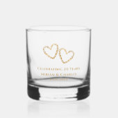 Personalisiertes Goldenes Herz 20. Hochzeitstag Whiskyglas (Vorderseite)