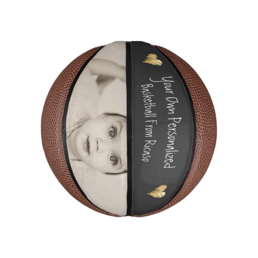 Personalisiertes Goldenes Herz im Detail Mini Basketball (Vertikal)